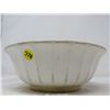 Image 9 : 3 POTTERY BOWLS