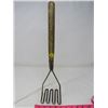 Image 1 : POTATO MASHER (COMMERCIAL) *LARGE WOODEN HANDLE*