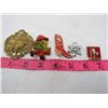 Image 1 : LOT OF ASSORTED LAPEL PINS