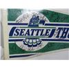 Image 2 : HOCKEY PENNANT (SEATTLE THUNDERBIRDS) *1993-1994*
