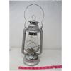 Image 3 : BARN LANTERN