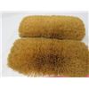 Image 4 : TWIN BRUSH SCRUB BRUSHES