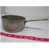 Image 15 : LOT OF 6 ENAMELWARE PIECES (POT, LID, CUP, CHAMBER POT)