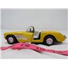 Image 3 : LOT OF 3 TOYS *CONVERTIBLE, VAN, SUV* (CHEV, JEEP, VW)