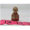 Image 9 : LOT OF WADE FIGURINES (3) AND NABOB COUPONS