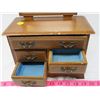 Image 4 : WOODEN MUSICAL JEWELRY BOX (WORKS) *13" X 9½"*