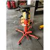 Image 1 : STRONGARM 1000 LB 2 STAGE MOBILE HYDRAULIC TRANSMISSION JACK