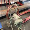 Image 1 : GREEN MOBILE PAINT SPRAYER