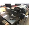 Image 2 : 4' X 8' HEAVY DUTY STEEL WORK BENCH WITH VISE