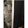Image 2 : CAL SPA HOT TUB, AMERICAN SPAS LUXURY SERIES, CAMEO/GYPSUM ARCY 90X90 SMOKE BASE,3 CONTOUR