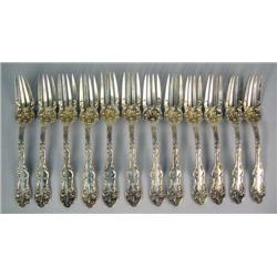 TWELVE TOWLE STERLING SILVER "OLD ENGLISH" PATTERN FISH FORKS