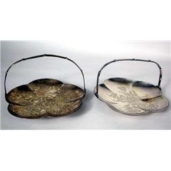 A PAIR OF JAPANESE SILVER HANDLED DISHES