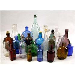 A MISCELLANEOUS GROUP OF GLASSWARE