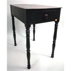 A FEDERAL MAHOGANY ONE- DRAWER END TABLE