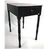 Image 1 : A FEDERAL MAHOGANY ONE- DRAWER END TABLE