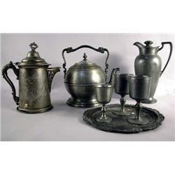 A GROUP OF ASSORTED PEWTER TABLE ARTICLES