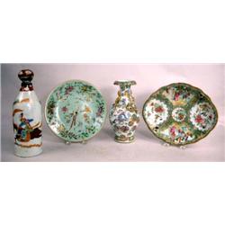 A GROUP OF FAMILLE ROSE AND ROSE MEDALLION TABLE ARTICLES