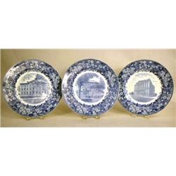 A SET OF ELEVEN BLUE AND WHITE WEDGWOOD HISTORICAL DINNER PLATES