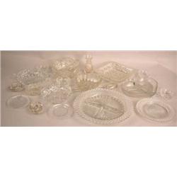 A GROUP OF ASSORTED COLORLESS CUT AND PRESSED GLASS TABLE ARTICLES
