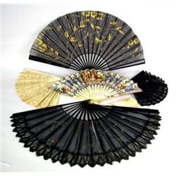 A COLLECTION OF FIVE FANS OF ASSORTED MEDIUMS AND CONDITION