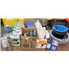 Image 1 : Misc Parts & Fluids - Antifreeze, 10W-40 Oil & Household Aids