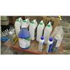 Image 3 : Misc Parts & Fluids - Antifreeze, 10W-40 Oil & Household Aids