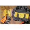 Image 1 : DeWalt Random Orbit Palm Sander 120 V in Carrying Case