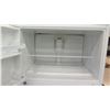 Image 2 : Whirlpool Full Size Refrigerator Freezer Unit
