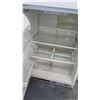 Image 3 : Whirlpool Full Size Refrigerator Freezer Unit