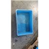 Image 3 : Qty 1 Tall Pallet of Blue Plastic Square Stackable Hagadone Bins Containers