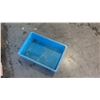 Image 3 : Qty 1 Tall Pallet of Blue Plastic Square Stackable Hagadone Bins Containers