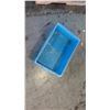 Image 3 : Qty 1 Tall Pallet of Blue Plastic Square Stackable Hagadone Bins Containers