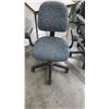 Image 2 : Qty 4 Wheeled Rolling Office Chairs w/ Armrests & Floral Upholstery
