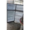 Image 3 : Kenmore Full Size Silver Colored Refrigerator Freezer Upright Unit Fridge