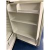 Image 4 : Whirlpool Kirkland Refrigerator / Freezer