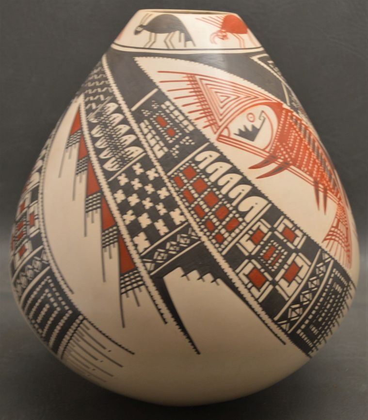 MATA ORTIZ POTTERY VASE (JUAN QUEZADA JR) MATA ORTIZ POTTERY VASE (JUAN QUEZADA JR)