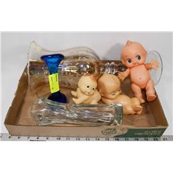 FLAT OF ASSORTED GLASSWARE & COLLECTIBLES.