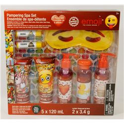 EMOJI PAMPERING SPA SET