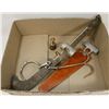 Image 1 : VINTAGE HOWE SCALE. MADE IN CANADA.
