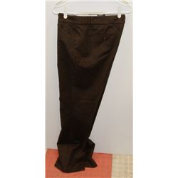 PAIR OF ISPIRI MODERN FIT WORK PANTS