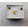 Image 1 : 19)  GOLD TONE WITH BLUE CRYSTAL