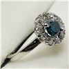 Image 4 : 9) 10K WHITE GOLD BLUE & WHITE DIAMOND RING