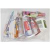Image 1 : BAG OF ASSORTED TOOTHBRUSHES