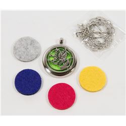 NEW! ESSENTIAL OIL DIFFUSER LOCKET PENDANT SET