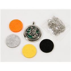 NEW! ESSENTIAL OIL DIFFUSER LOCKET PENDANT SET