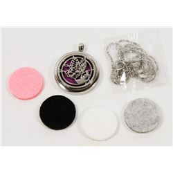 NEW! ESSENTIAL OIL DIFFUSER LOCKET PENDANT SET