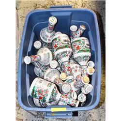 TOTE OF METAXA GRANDE FINE VASES