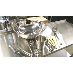 16QT BOWL & KITCHEN TOOLS SET - LOT OF 10
