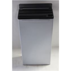 6" X 12" KNIFE RACK, OMCAN 12902