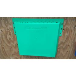 15" X 16" X 3" GREEN ABS PLASTIC KNIFE RACK